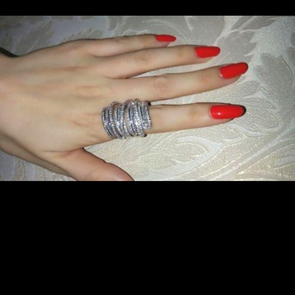 SALE Zircon Platinum plated Ring - Picture 2 of 4